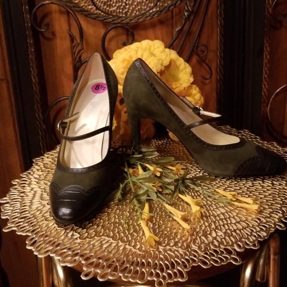 Mary Jane Heels by Max de Carlo